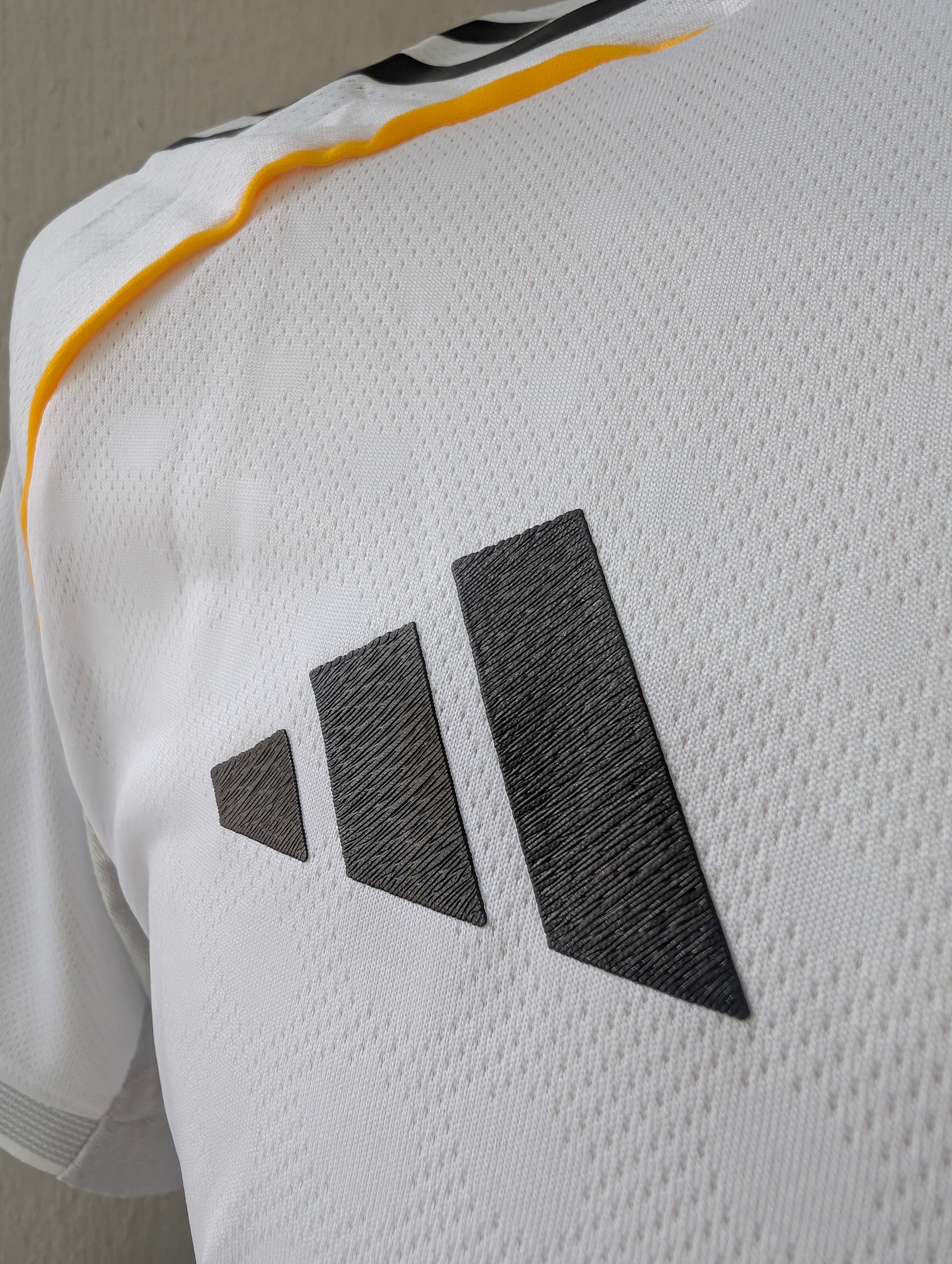 Real Madrid Blanca Local Versión jugador