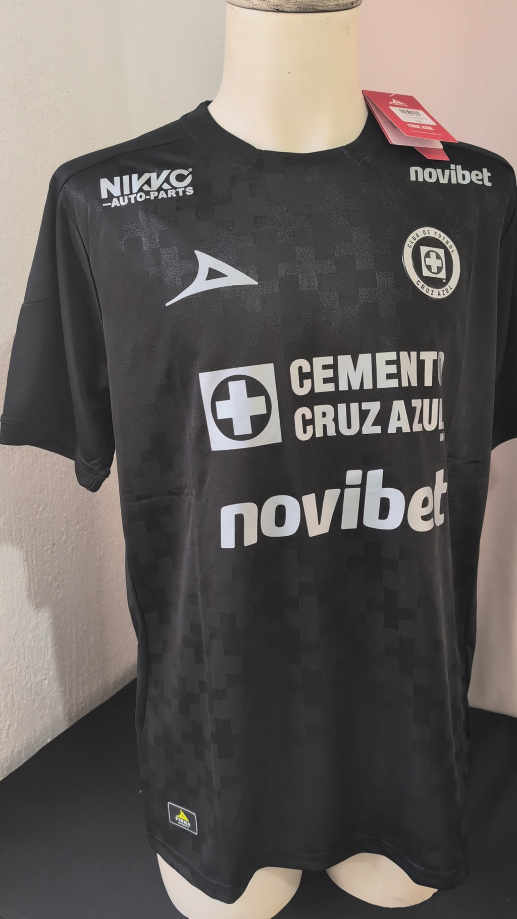 Cruz Azul alternativo negro versión jugador